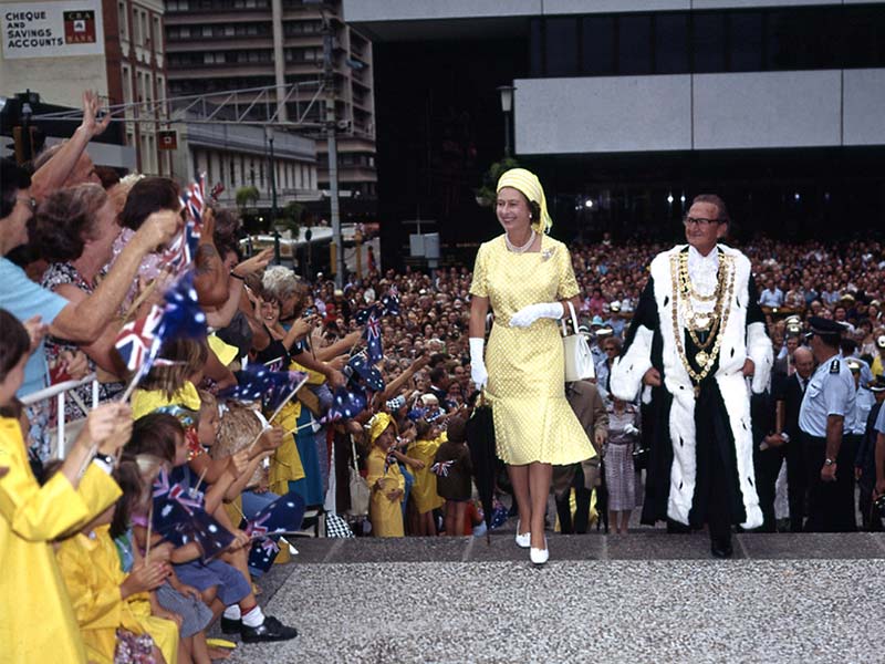 Queen Elizabeth II and Lord Mayor Frank Sleeman in King George Square - 1977.