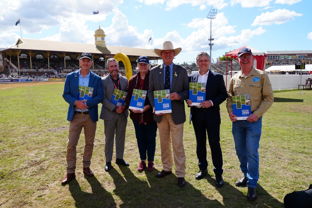 Mick Stephens (Timber Queensland), Dan Galligan (Canegrowers), Jo Sheppard (Queensland Farmers’ Federation), Minister for Primary Industries, Mike Guerin (AgForce) and David Bobbermen (Queensland Seafood Industry Association) at the launch of Prosper 2050 at the Ekka.