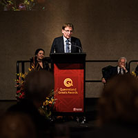 2017 Queensland Great Professor Peter Coaldrake AO accepts his award