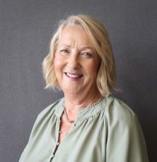 Celebrant - Caroline